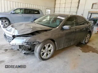 2012 Ford Fusion SE z VIN 3FAHP0HA1CR320160, wystawiony jako Copart lot #57597615 z przebiegiem 142 938 mil mil oraz Szkoda całkowita • Salvage title. Historia ofert i sprzedaży dostępna na DreamBid. Obrazek 1.