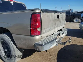 2006 Chevrolet Silverado 1500 LT1 with VIN 1GCEC19T36Z139866, listed as a IAAI auction lot 41324041 with 338,425 mi miles and . Bid and sale history available at DreamBid. Image 6.