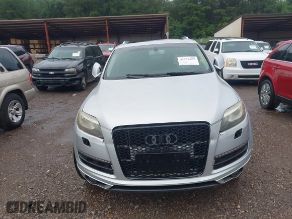 2014 Audi Q7 Premium Plus with VIN WA1LGAFE6ED017090, listed as a IAAI auction lot 42578109 with 145,357 mi miles and . Bid and sale history available at DreamBid. Image 12.