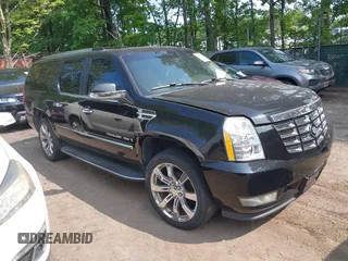 2008 Cadillac Escalade ESV z VIN 1GYFK66818R194401, wystawiony jako IAAI lot #42406874 z przebiegiem 113 619 mil mil oraz . Historia ofert i sprzedaży dostępna na DreamBid. Obrazek 1.