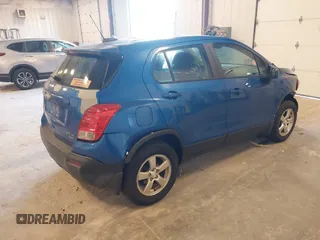 2015 Chevrolet Trax LS with VIN KL7CJPSB5FB186081, listed as a IAAI auction lot 41888072 with 140,087 mi miles. Bid and sale history available at carsss.com. Image 4.
