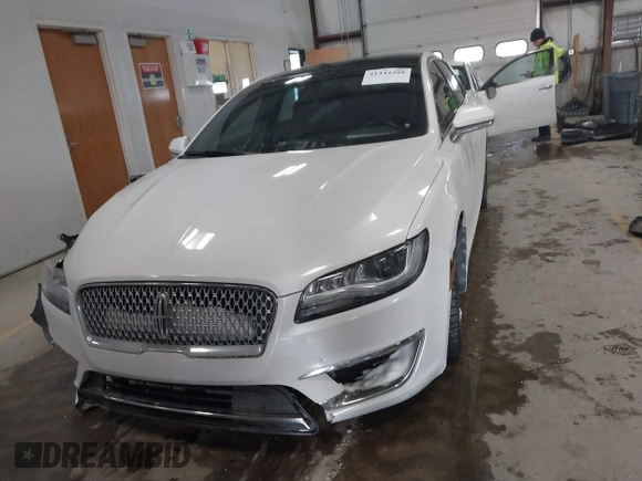2018 Lincoln MKZ Reserve with VIN 3LN6L5F9XJR604740, listed as a IAAI auction lot 41444308 with 96,057 mi miles and . Bid and sale history available at DreamBid. Image 12.