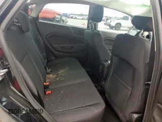 2018 Ford Fiesta SE z VIN 3FADP4BJ8JM134544, wystawiony jako Copart lot #58231305 z przebiegiem Nie podano mil oraz Tytuł czysty. Historia ofert i sprzedaży dostępna na DreamBid. Obrazek 10.