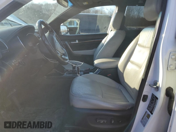 2014 Kia Sorento SX with VIN 5XYKWDA78EG485032, listed as a Copart auction lot 44433945 with 133,899 mi miles and Salvage title. Bid and sale history available at DreamBid. Image 7.
