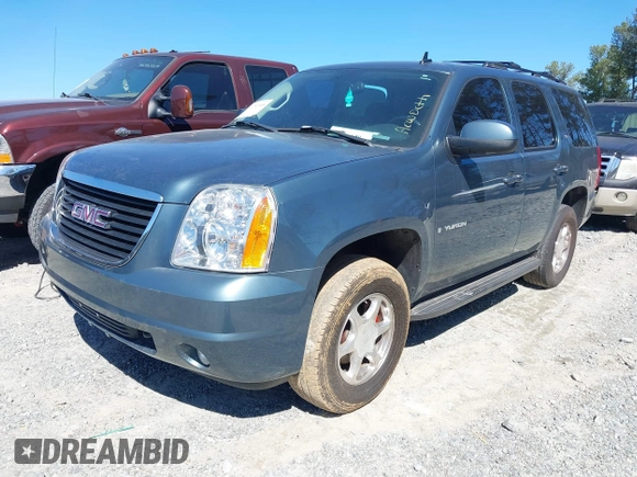 2008 GMC Yukon SLT w/4SB with VIN 1GKFC13078R184092, listed as a IAAI auction lot 41792140 with 269,913 mi miles. Bid and sale history available at carsss.com. Image 2.
