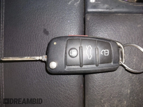 2007 Audi Q7 Premium with VIN WA1BY74L37D058938, listed as a IAAI auction lot 41928034 with 163,779 mi miles and . Bid and sale history available at DreamBid. Image 11.