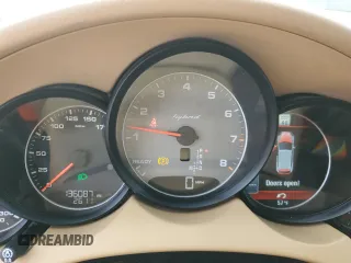 2014 Porsche Cayenne S Hybrid с VIN WP1AE2A21ELA51223, выставлен на аукционе Copart как лот 45517455 с пробегом 136 087 миль миль и Списание • Salvage title. История ставок и продаж доступна на DreamBid. Изображение 9.