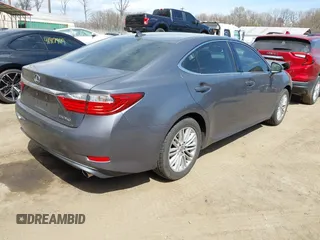 2013 Lexus ES 4dr Sdn with VIN JTHBK1GG4D2028601, listed as a IAAI auction lot 41922786 with 149,007 mi miles. Bid and sale history available at carsss.com. Image 4.