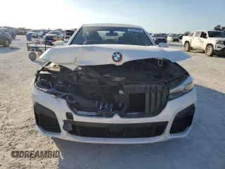 2020 BMW 7 Series 750i xDrive with VIN WBA7U2C09LCD44701, listed as a Copart auction lot 84147734 with 0 mi miles and Non Repairable. Bid and sale history available at carsss.com. Image 5.