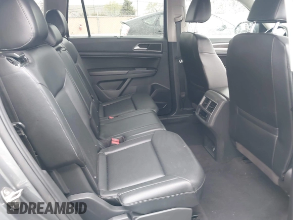 2019 Volkswagen Atlas SE with VIN 1V2WR2CA9KC503400, listed as a IAAI auction lot 41920119 with 91,208 mi miles and . Bid and sale history available at DreamBid. Image 8.