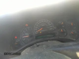 2007 Chevrolet Silverado 2500 with VIN 1GBHC24U57E109185, listed as a IAAI auction lot 41641004 with 431,260 mi miles. Bid and sale history available at carsss.com. Image 7.