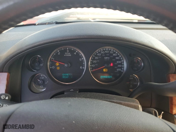 2007 Chevrolet Silverado 1500 LTZ with VIN 2GCFK13Y571638917, listed as a Copart auction lot 71784794 with 90,147 mi miles and Salvage Title. Bid and sale history available at carsss.com. Image 9.