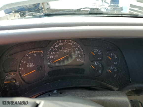 2005 Chevrolet Silverado 3500 SRW LT with VIN 1GCHK332X5F871228, listed as a Copart auction lot 75697014 with NaN miles and Salvage Title. Bid and sale history available at carsss.com. Image 9.