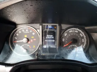 2021 Toyota Tacoma SR с VIN 3TMCZ5AN4MM386662, выставлен на аукционе Copart как лот 56954865 с пробегом 70 623 миль миль и Списание • Salvage title. История ставок и продаж доступна на DreamBid. Изображение 9.