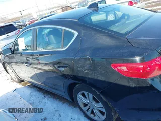 2013 Acura ILX with VIN 19VDE1F32DE015048, listed as a IAAI auction lot 41541956 with 92,403 mi miles. Bid and sale history available at carsss.com. Image 14.