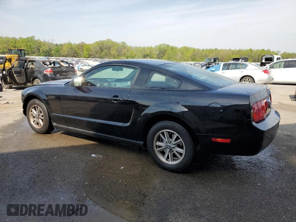 2005 Ford Mustang Deluxe with VIN 1ZVHT80N755201499, listed as a Copart auction lot 52082585 with 203,854 mi miles and Salvage Title. Bid and sale history available at carsss.com. Image 2.