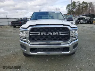 2019 Ram 2500 Tradesman with VIN 3C6UR5HJ6KG565716, listed as a Copart auction lot 44401325 with 113,785 mi miles and Salvage Title. Bid and sale history available at carsss.com. Image 5.