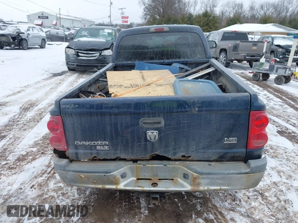 2006 Dodge Dakota SLT with VIN 1D7HW42N36S589968, listed as a IAAI auction lot 41623888 with 174,464 mi miles and . Bid and sale history available at carsss.com. Image 16.
