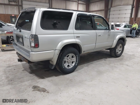 2000 Toyota 4Runner SR5 with VIN JT3HN86R6Y0307665, listed as a IAAI auction lot 42039007 with 162,449 mi miles. Bid and sale history available at carsss.com. Image 4.