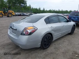 2011 Nissan Altima S with VIN 1N4AL2AP9BC152403, listed as a IAAI auction lot 42505092 with 172,725 mi miles and . Bid and sale history available at DreamBid. Image 4.
