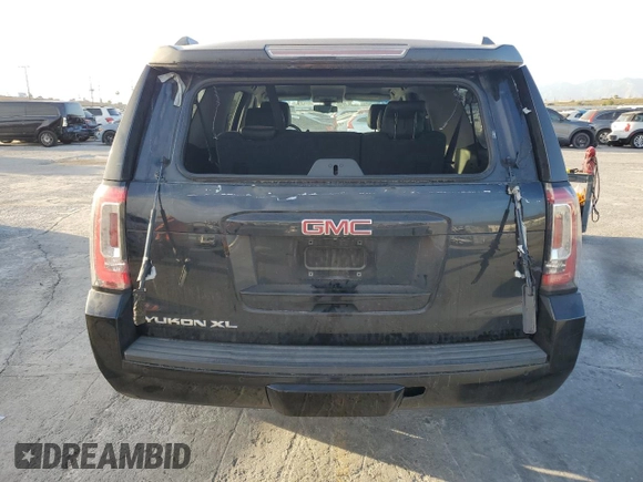 2016 GMC Yukon XL SLE with VIN 1GKS1FKC3GR241335, listed as a Copart auction lot 48038985 with 261,807 mi miles and Clean Title. Bid and sale history available at carsss.com. Image 6.