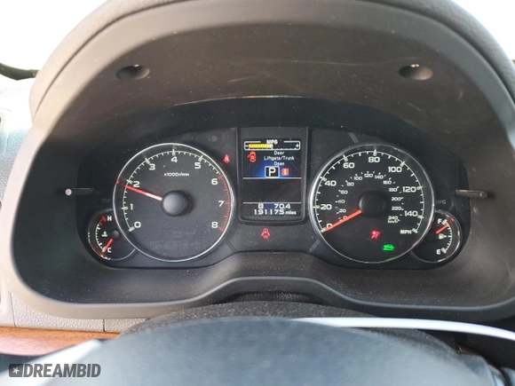 2014 Subaru Outback 2.5i Limited with VIN 4S4BRBLC5E3271329, listed as a Copart auction lot 50429815 with 191,175 mi miles and Salvage Title. Bid and sale history available at carsss.com. Image 9.