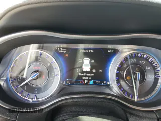 2015 Chrysler 300 C with VIN 2C3CCAET3FH739529, listed as a Copart auction lot 47520495 with 151,096 mi miles and Salvage Title. Bid and sale history available at DreamBid. Image 9.
