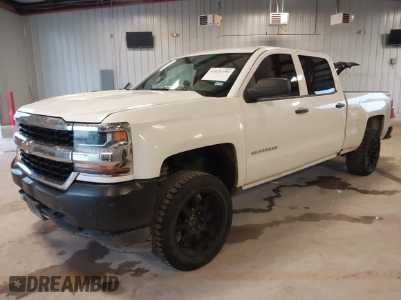 2018 Chevrolet Silverado 1500 Work Truck with VIN 3GCUKNEC7JG182613, listed as a IAAI auction lot 41024739 with 159,973 mi miles. Bid and sale history available at carsss.com. Image 17.