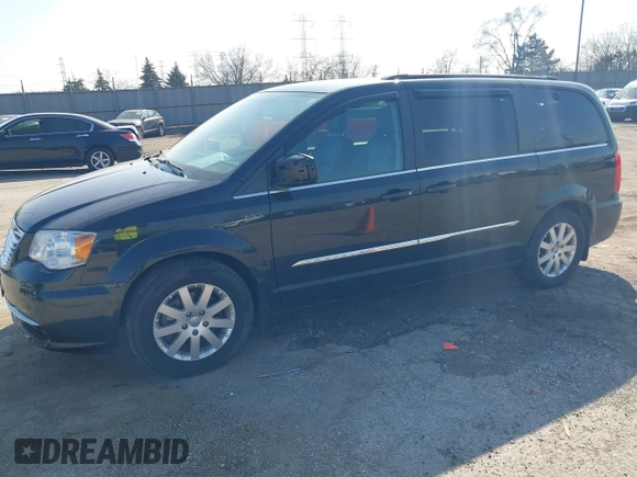 2015 Chrysler Town & Country Touring with VIN 2C4RC1BG0FR672993, listed as a IAAI auction lot 41797935 with 116,815 mi miles. Bid and sale history available at carsss.com. Image 17.