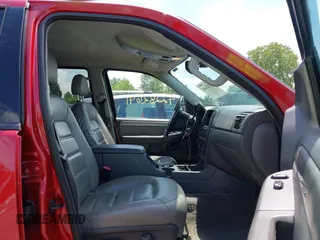2004 Ford Explorer XLT с VIN 1FMZU73W54UB70532, выставлен на аукционе IAAI как лот 42282641 с пробегом 92 492 миль миль и . История ставок и продаж доступна на DreamBid. Изображение 5.
