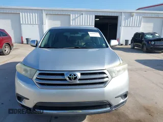 2013 Toyota Highlander with VIN 5TDZA3EHXDS031859, listed as a IAAI auction lot 41930139 with 140,920 mi miles and . Bid and sale history available at DreamBid. Image 12.