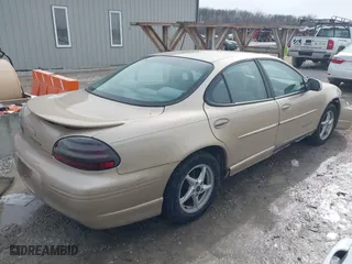 2003 Pontiac Grand Prix GT with VIN 1G2WP52K23F162669, listed as a IAAI auction lot 41467652 with 184,922 mi miles. Bid and sale history available at carsss.com. Image 4.