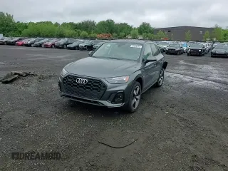 2023 Audi Q5 S line Premium Plus with VIN WA1EAAFY4P2130829, listed as a Copart auction lot 59838705 with 5,901 mi miles and Salvage title. Bid and sale history available at DreamBid. Image 13.