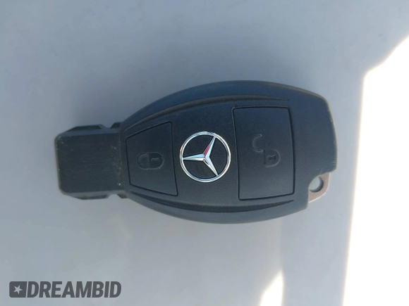 2017 Mercedes-Benz Metris Cargo z VIN WD3PG2EA5H3224490, wystawiony jako IAAI lot #42001238 z przebiegiem 71 869 mil mil oraz . Historia ofert i sprzedaży dostępna na DreamBid. Obrazek 11.
