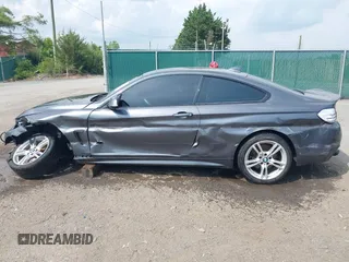 2016 BMW 4 Series 435i xDrive z VIN WBA3R5C58GK373564, wystawiony jako IAAI lot #42495578 z przebiegiem 74 690 mil mil oraz . Historia ofert i sprzedaży dostępna na DreamBid. Obrazek 14.