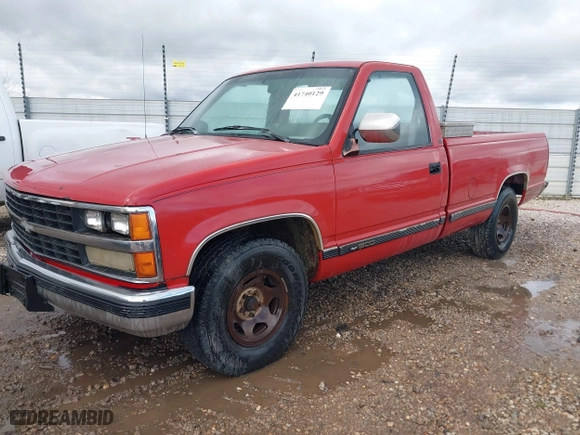 1989 Chevrolet C/K 1500 with VIN 1GCDC14K8KE209583, listed as a IAAI auction lot 41740129 with 355,007 mi miles. Bid and sale history available at carsss.com. Image 17.