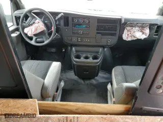 2019 GMC Savana Cargo Van with VIN 1GTW7AFG9K1282216, listed as a Copart auction lot 77577194 with 88,495 mi miles and Non Repairable. Bid and sale history available at carsss.com. Image 8.