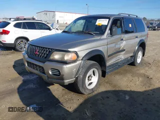 2001 Mitsubishi Montero Sport ES with VIN JA4LS21H91P021312, listed as a IAAI auction lot 40934279 with 268,703 mi miles. Bid and sale history available at carsss.com. Image 2.