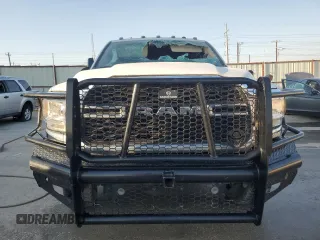 2019 Ram 2500 Tradesman with VIN 3C6UR5HJ4KG598892, listed as a Copart auction lot 72226384 with 75,723 mi miles and Salvage title. Bid and sale history available at DreamBid. Image 5.