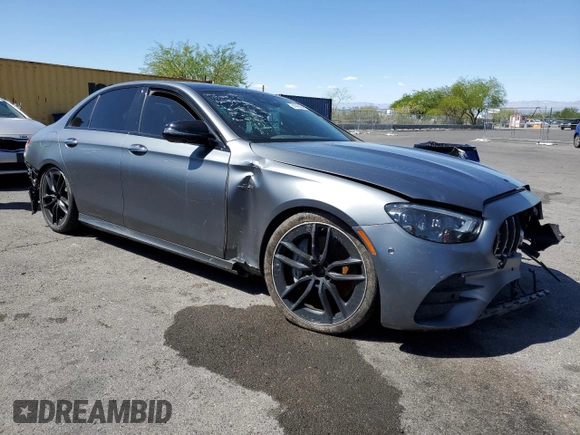 2022 Mercedes-Benz E 53 AMG z VIN W1KZF6BB3NB056135, wystawiony jako Copart lot #57042065 z przebiegiem 26 630 mil mil oraz Szkoda całkowita • Salvage title. Historia ofert i sprzedaży dostępna na DreamBid. Obrazek 4.