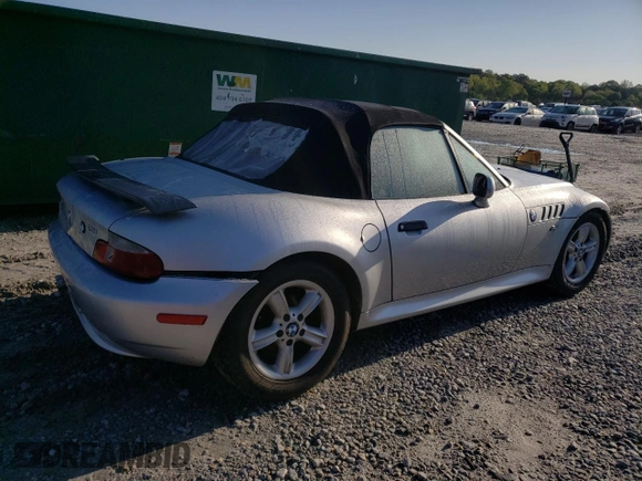 2000 BMW Z3 2.5 z VIN 4USCH9342YLF84496, wystawiony jako Copart lot #50463415 z przebiegiem 275 713 mil mil oraz Szkoda całkowita • Salvage title. Historia ofert i sprzedaży dostępna na DreamBid. Obrazek 3.