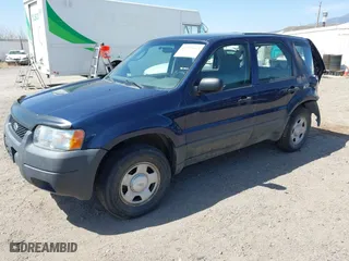 2003 Ford Escape XLS Popular with VIN 1FMYU92143KB89726, listed as a IAAI auction lot 42002613 with 95,586 mi miles. Bid and sale history available at carsss.com. Image 2.