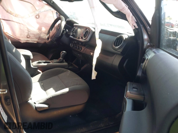 2017 Toyota Tacoma SR5 with VIN 3TMCZ5AN7HM104214, listed as a IAAI auction lot 41619808 with 48,236 mi miles and . Bid and sale history available at carsss.com. Image 5.