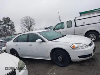 2016 Chevrolet Impala Limited Police Police with VIN 2G1WD5E39G1116948, listed as a IAAI auction lot 41552130 with 192,586 mi miles. Bid and sale history available at carsss.com. Image 13.