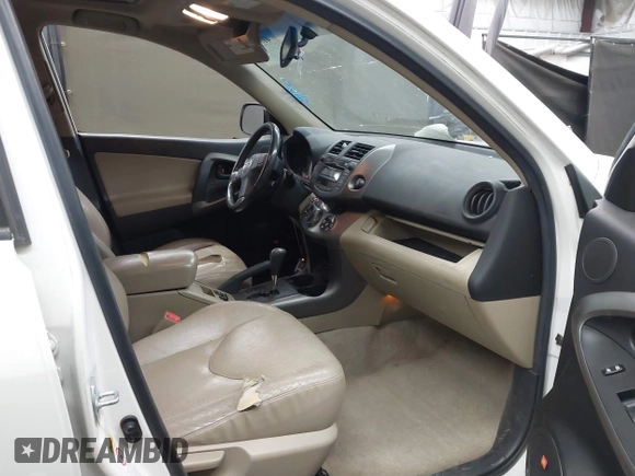 2009 Toyota RAV4 Ltd with VIN JTMZK31V295025981, listed as a IAAI auction lot 41830422 with 166,336 mi miles. Bid and sale history available at carsss.com. Image 5.