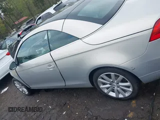 2009 Volkswagen Eos Komfort with VIN WVWBA71F39V010314, listed as a IAAI auction lot 41928126 with 115,757 mi miles and . Bid and sale history available at DreamBid. Image 14.