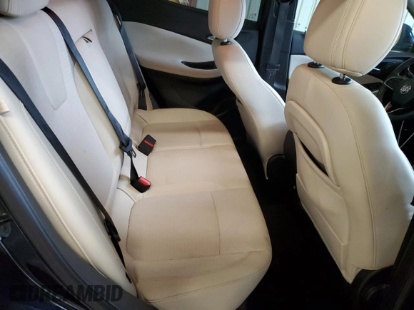 2020 Buick Encore GX Select z VIN KL4MMESL4LB134670, wystawiony jako Copart lot #49766405 z przebiegiem 43 801 mil mil oraz Szkoda całkowita • Salvage title. Historia ofert i sprzedaży dostępna na DreamBid. Obrazek 11.