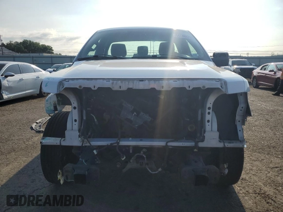 2013 Ford F-150 XL с VIN 1FTMF1CM4DKG33728, выставлен на аукционе Copart как лот 64748875 с пробегом 61 417 миль миль и Списание • Salvage title. История ставок и продаж доступна на DreamBid. Изображение 5.