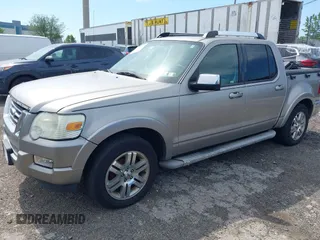 2008 Ford Explorer Sport Trac Limited z VIN 1FMEU53E98UA30872, wystawiony jako IAAI lot #42141954 z przebiegiem 490 770 mil mil oraz . Historia ofert i sprzedaży dostępna na DreamBid. Obrazek 23.