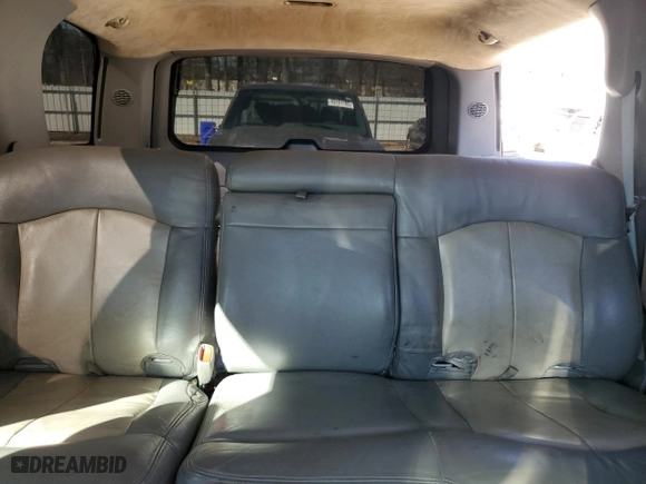2002 Chevrolet Tahoe LT with VIN 1GNEC13Z92R313048, listed as a Copart auction lot 43463735 with 253,155 mi miles and Salvage Title. Bid and sale history available at carsss.com. Image 10.